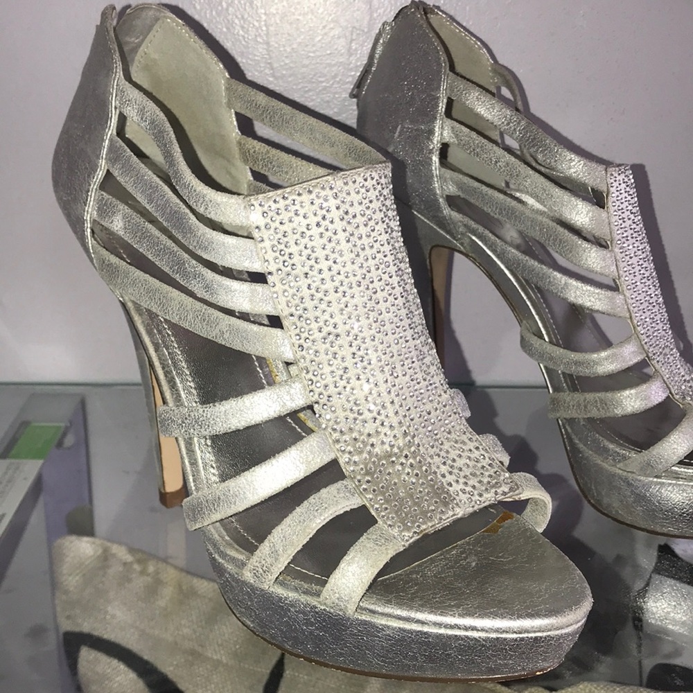Also shoes